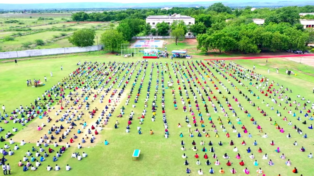 IYA celebrates  8th International Day of Yoga – 2022