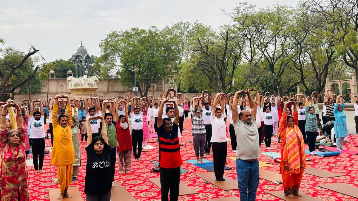 Rajasthan SCC Leads Yoga Protocol at Jaipur’s Yogotsav 2024