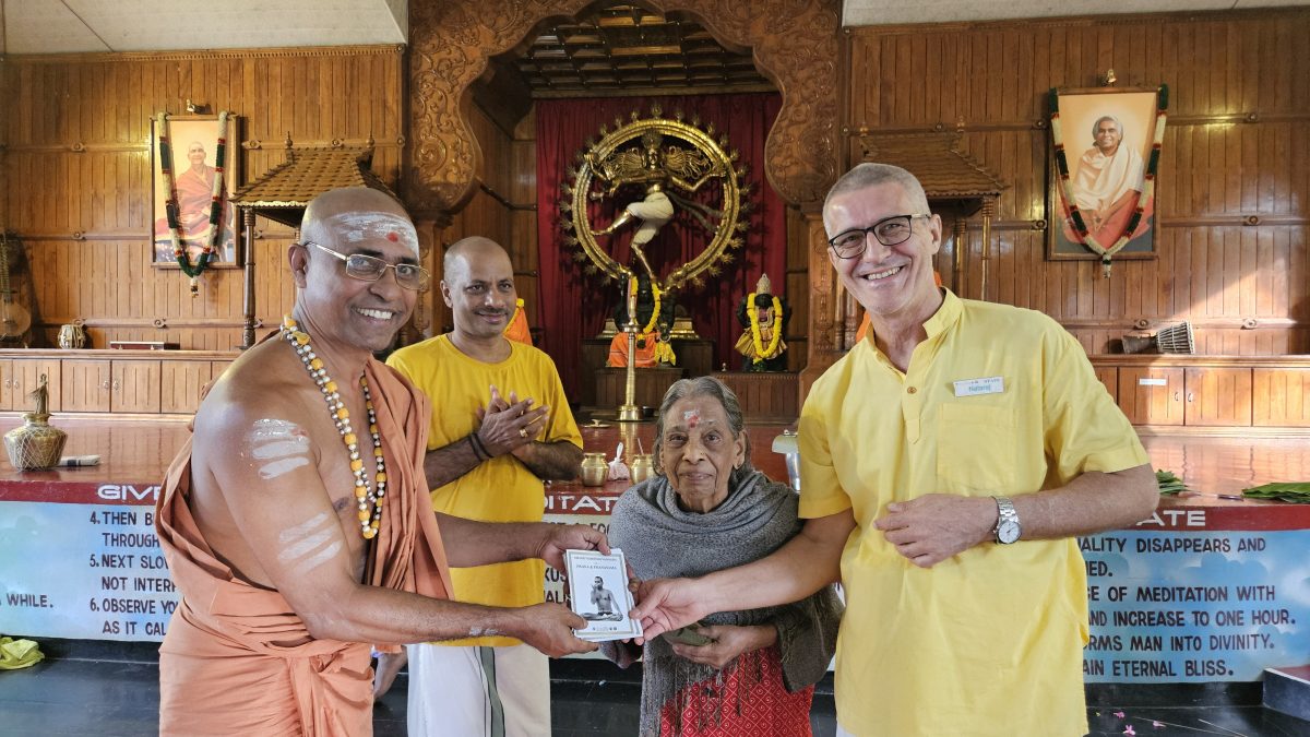 Sivananda Yoga Vedanta Dhanwantari Ashram releases six booklets