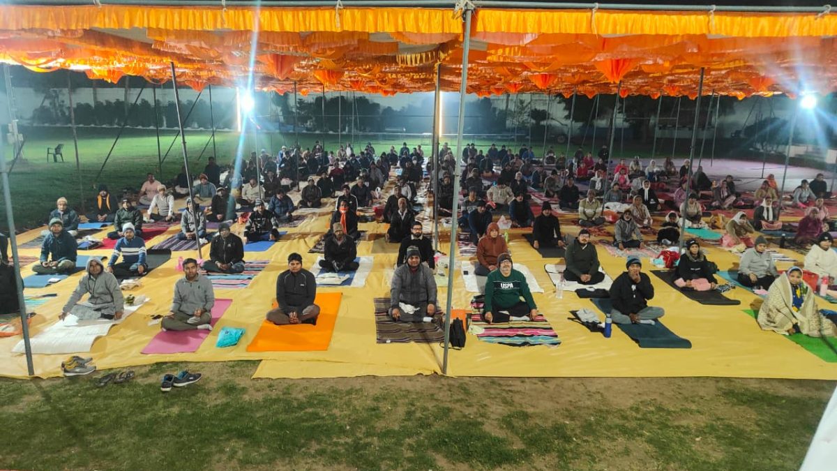 Art of Living with Gujarat SCC successfully organizes Yoga Mahotsav